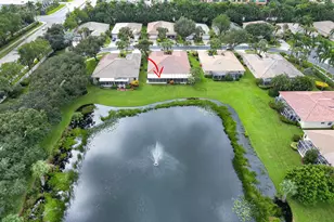 9818 Crescent View Dr S, Boynton Beach, FL 33437 - Photo 5