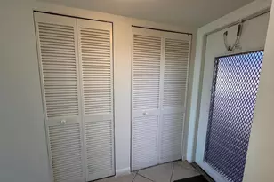 9660 Sunrise Lakes Blvd, Sunrise, FL 33322 - Photo 5