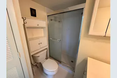 9660 Sunrise Lakes Boulevard #202, Sunrise, FL 33322 - Photo 17