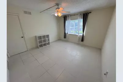 9660 Sunrise Lakes Boulevard #202, Sunrise, FL 33322 - Photo 13