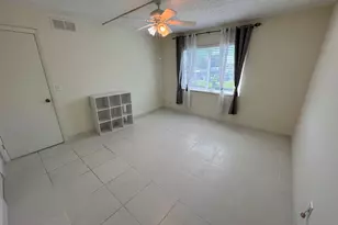 9660 Sunrise Lakes Blvd, Sunrise, FL 33322 - Photo 13