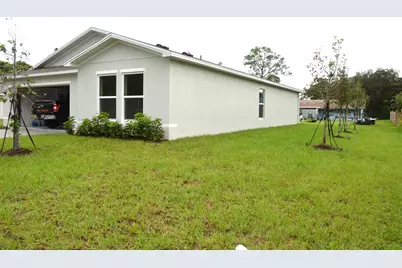 8201 Deland Avenue, Fort Pierce, FL 34951 - Photo 25