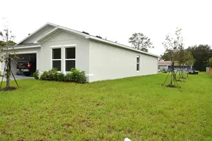 8201 Deland Ave, Fort Pierce, FL 34951 - Photo 25