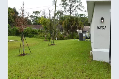 8201 Deland Avenue, Fort Pierce, FL 34951 - Photo 7