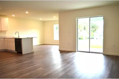 8201 Deland Avenue, Fort Pierce, FL 34951 - Photo 9