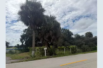 2345 Old Lakeport Road NW, Moore Haven, FL 33471 - Photo 3