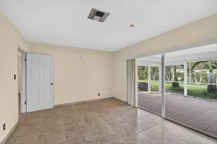 8 Bell Ln, West Palm Beach, FL 33406 - Photo 27