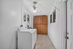 8 Bell Ln, West Palm Beach, FL 33406 - Photo 25