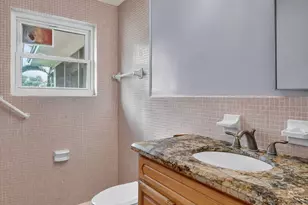 8 Bell Ln, West Palm Beach, FL 33406 - Photo 41