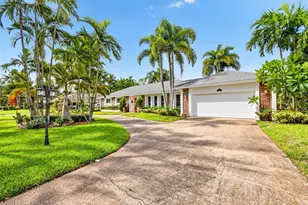 8 Bell Ln, West Palm Beach, FL 33406 - Photo 3