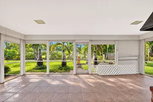 8 Bell Ln, West Palm Beach, FL 33406 - Photo 49