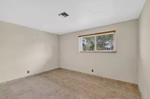 8 Bell Ln, West Palm Beach, FL 33406 - Photo 43