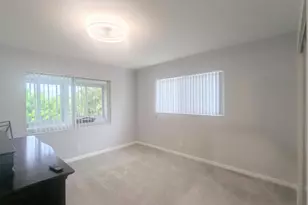 100 Kingswood E, West Palm Beach, FL 33417 - Photo 7