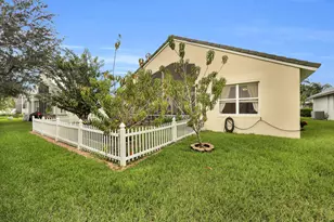 131 NW Berkeley Ave, Port Saint Lucie, FL 34986 - Photo 33