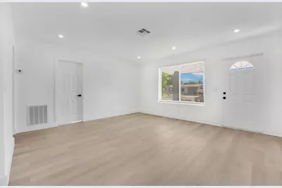 131 SE 4th Avenue, Boynton Beach, FL 33435 - Photo 3