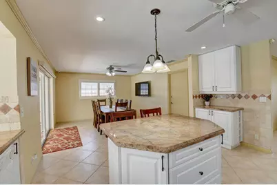 1086 SW 28th Avenue, Boynton Beach, FL 33426 - Photo 9