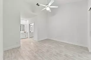 8292 Waterline Dr, Boynton Beach, FL 33472 - Photo 37