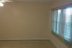 13355 SW 9th Ct, Pembroke Pines, FL 33027 - Photo 5