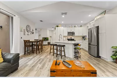18413 NW 20th Street, Pembroke Pines, FL 33029 - Photo 11