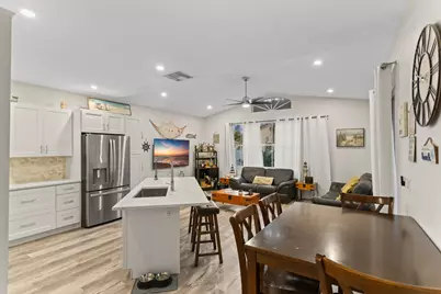 18413 NW 20th Street, Pembroke Pines, FL 33029 - Photo 5