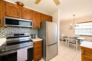 27 Lake Vista Trail, Port Saint Lucie, FL 34952 - Photo 7
