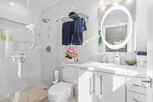 210 Nurmi Dr, Fort Lauderdale, FL 33301 - Photo 33