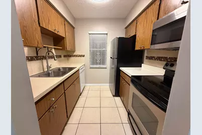 2302 Sunrise Boulevard #2-210, Fort Pierce, FL 34982 - Photo 5