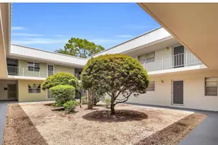 2302 Sunrise Blvd, Fort Pierce, FL 34982 - Photo 1