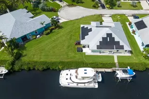 122 Queen Frederika Ct, Hutchinson Island, FL 34949 - Photo 63