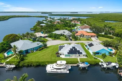 122 Queen Frederika Court, Hutchinson Island, FL 34949 - Photo 55