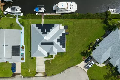 122 Queen Frederika Court, Hutchinson Island, FL 34949 - Photo 65