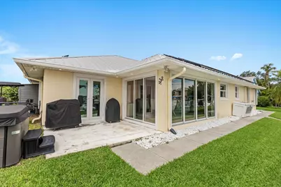 122 Queen Frederika Court, Hutchinson Island, FL 34949 - Photo 41