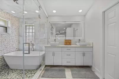 122 Queen Frederika Court, Hutchinson Island, FL 34949 - Photo 31