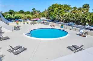 2000 Presidential Way, West Palm Beach, FL 33401 - Photo 31