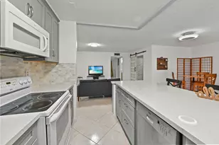120 High Point Blvd, Delray Beach, FL 33445 - Photo 9