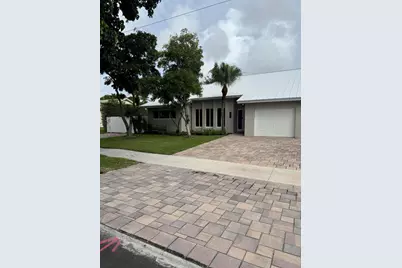 355 SE 7th Street, Dania Beach, FL 33004 - Photo 1