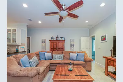 6400 Monserrat Drive, Vero Beach, FL 32967 - Photo 9