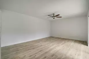 825 Center St, Jupiter, FL 33458 - Photo 9