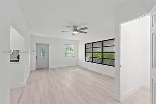 1501 N 18th Ave N, Lake Worth, FL 33460 - Photo 9