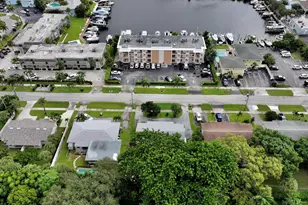 315 Northlake Dr, North Palm Beach, FL 33408 - Photo 11