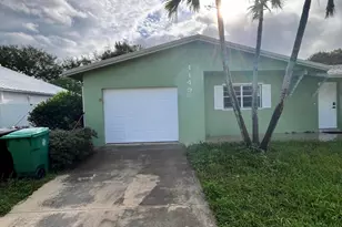 1149 SW Hogan St, Port Saint Lucie, FL 34983 - Photo 15