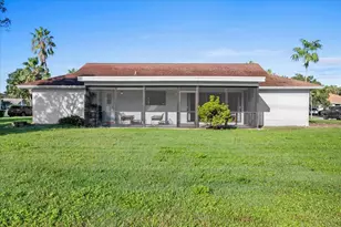 1941 Shower Tree Way, Wellington, FL 33414 - Photo 23