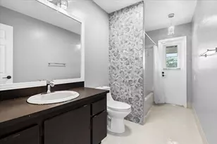 1941 Shower Tree Way, Wellington, FL 33414 - Photo 21