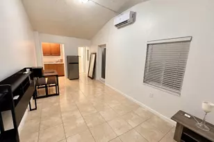 510 NW 108th St, Miami, FL 33168 - Photo 11