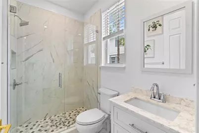 2243 NE 9th Avenue, Wilton Manors, FL 33305 - Photo 9