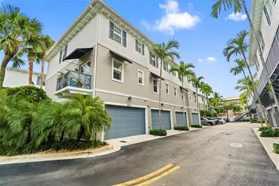 2243 NE 9th Avenue, Wilton Manors, FL 33305 - Photo 25