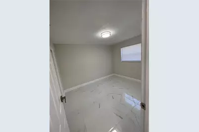2273 NW 81st Avenue, Sunrise, FL 33322 - Photo 15