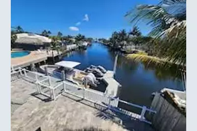 5720 NE 27th Avenue, Fort Lauderdale, FL 33308 - Photo 1