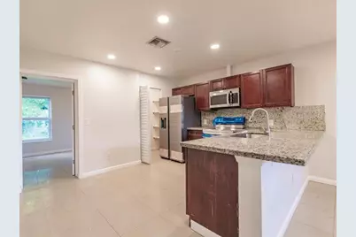 5201 NW 17th Court #B, Lauderhill, FL 33313 - Photo 5
