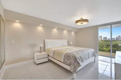 3701 N Country Club Drive #907, Aventura, FL 33180 - Photo 13
